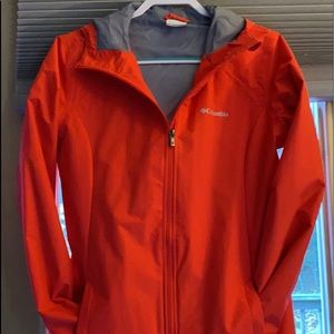 Columbia long length waterproof rain/wind jacket